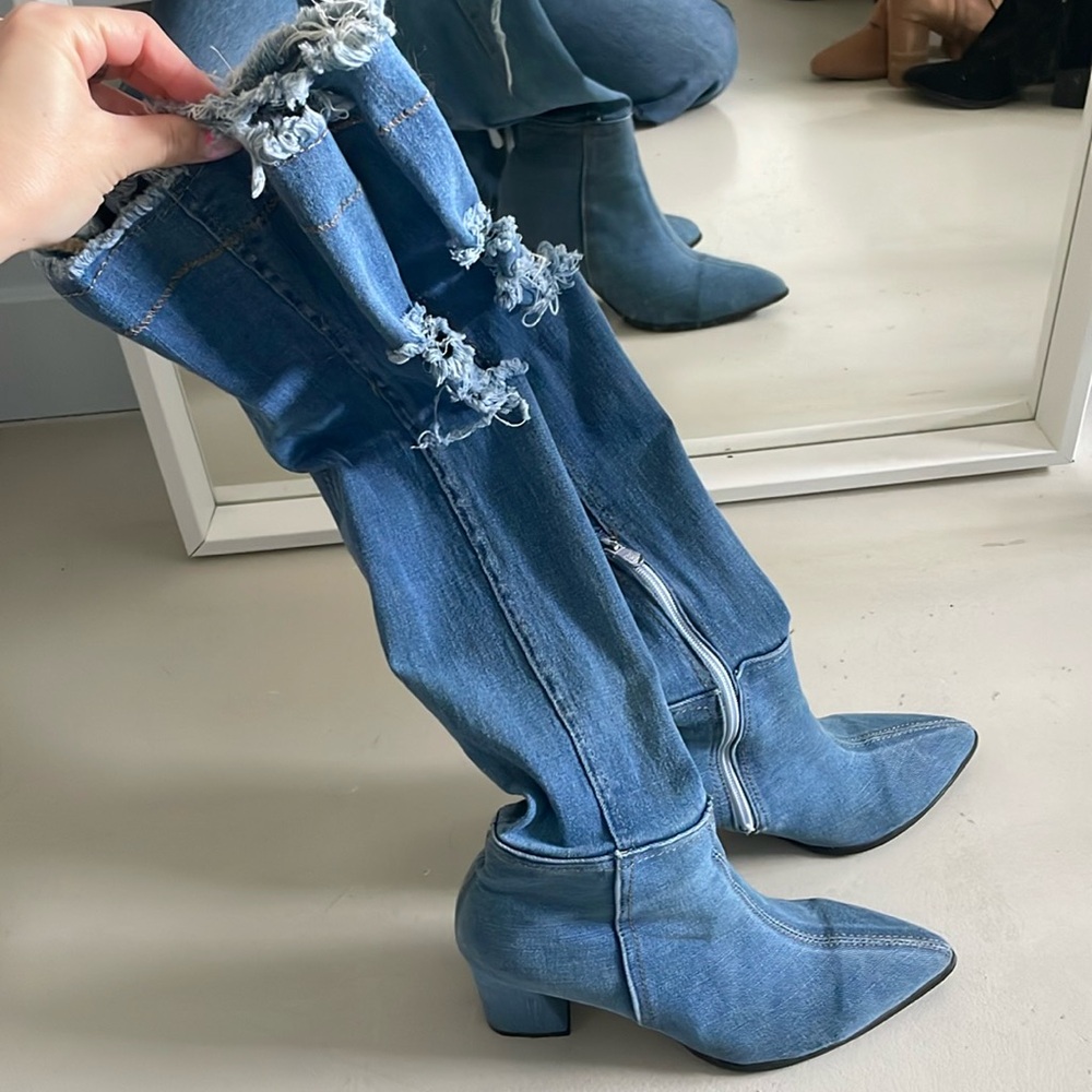 Denim Blue Pointed-Toe Mid-Heel Knee Boots - Women